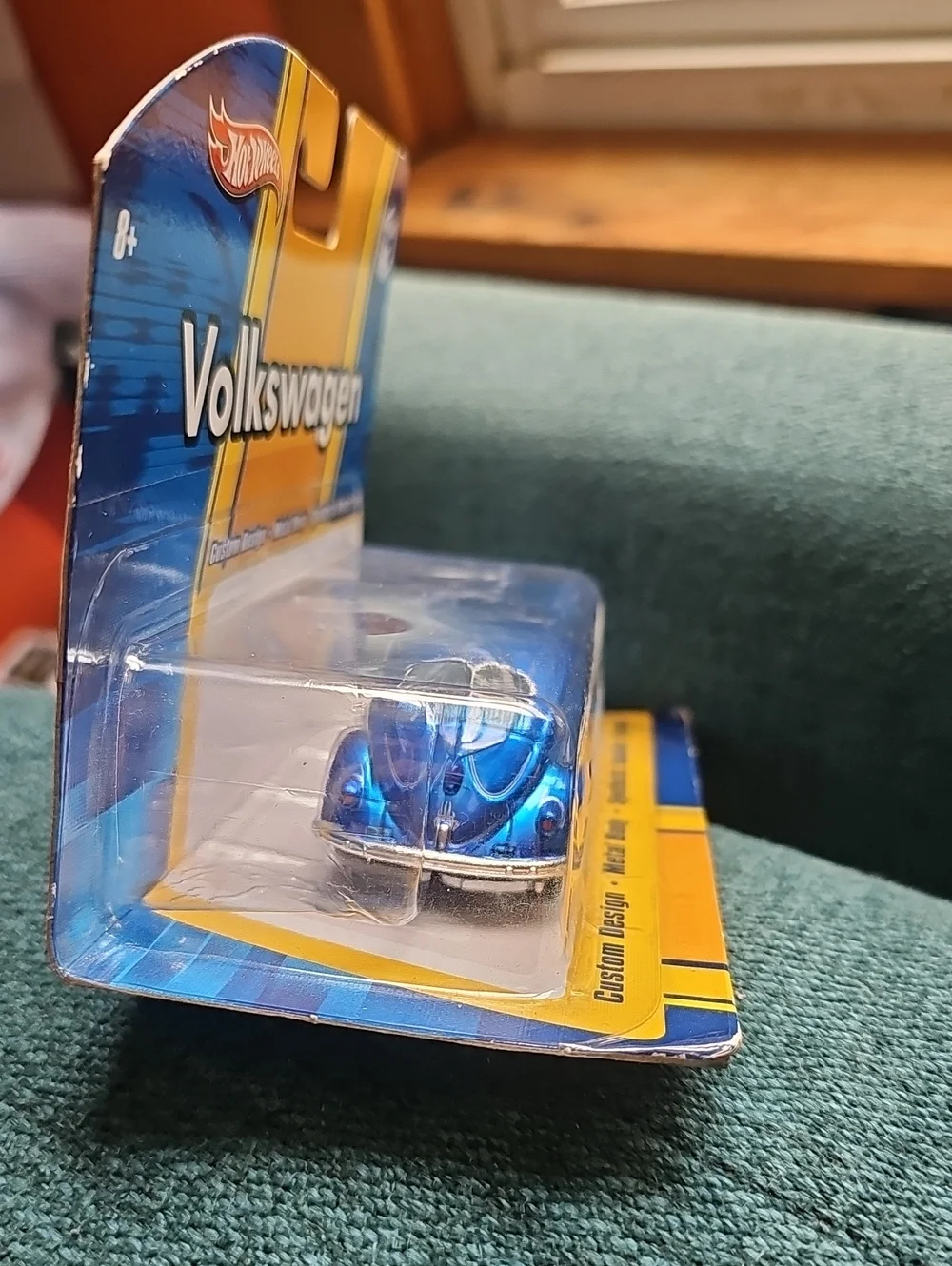 Hot Wheels Volkswagen Beetle Blue & White Split Window